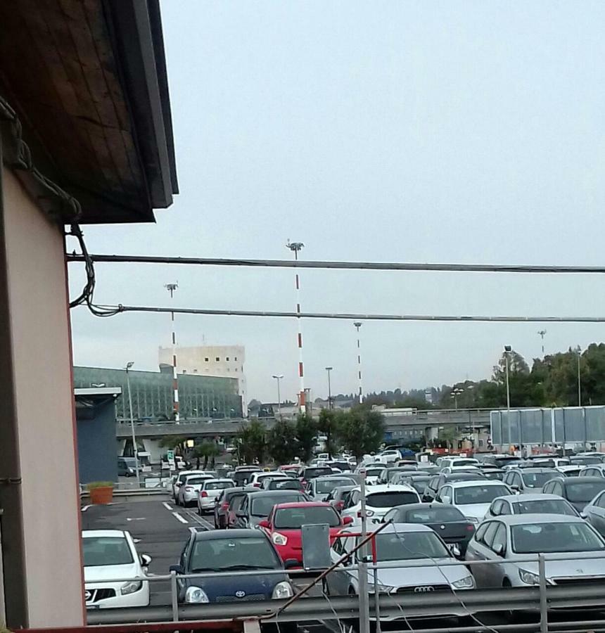 Fontanarossa Airport Apartment Catania-Fontanarossai nemzetközi repülőtér Kültér fotó
